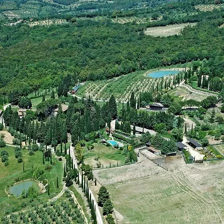 In An Antique Tuscan Farm Il * Podere Caminino