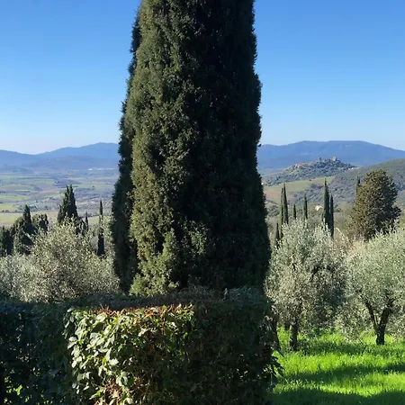 In An Antique Tuscan Farm Il *